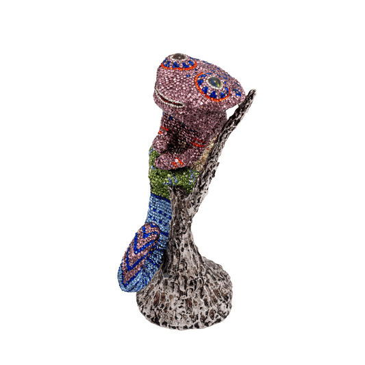 Asfour-Crystal-Chameleon-inlaid-with-colored-crystal-lobes