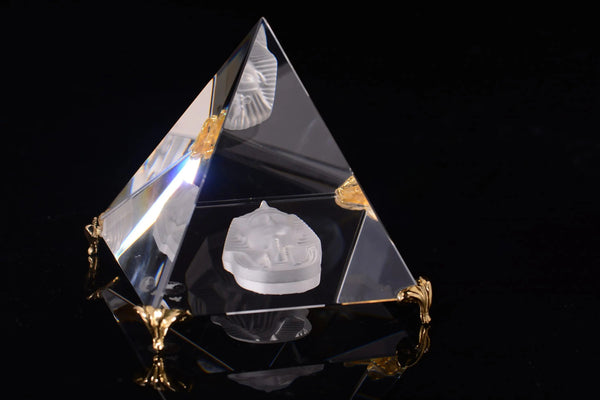 エジプト　クリスタル　置物　ASFOUR Pyramids Tourist Gifts Crystal – Asfour Crystal
