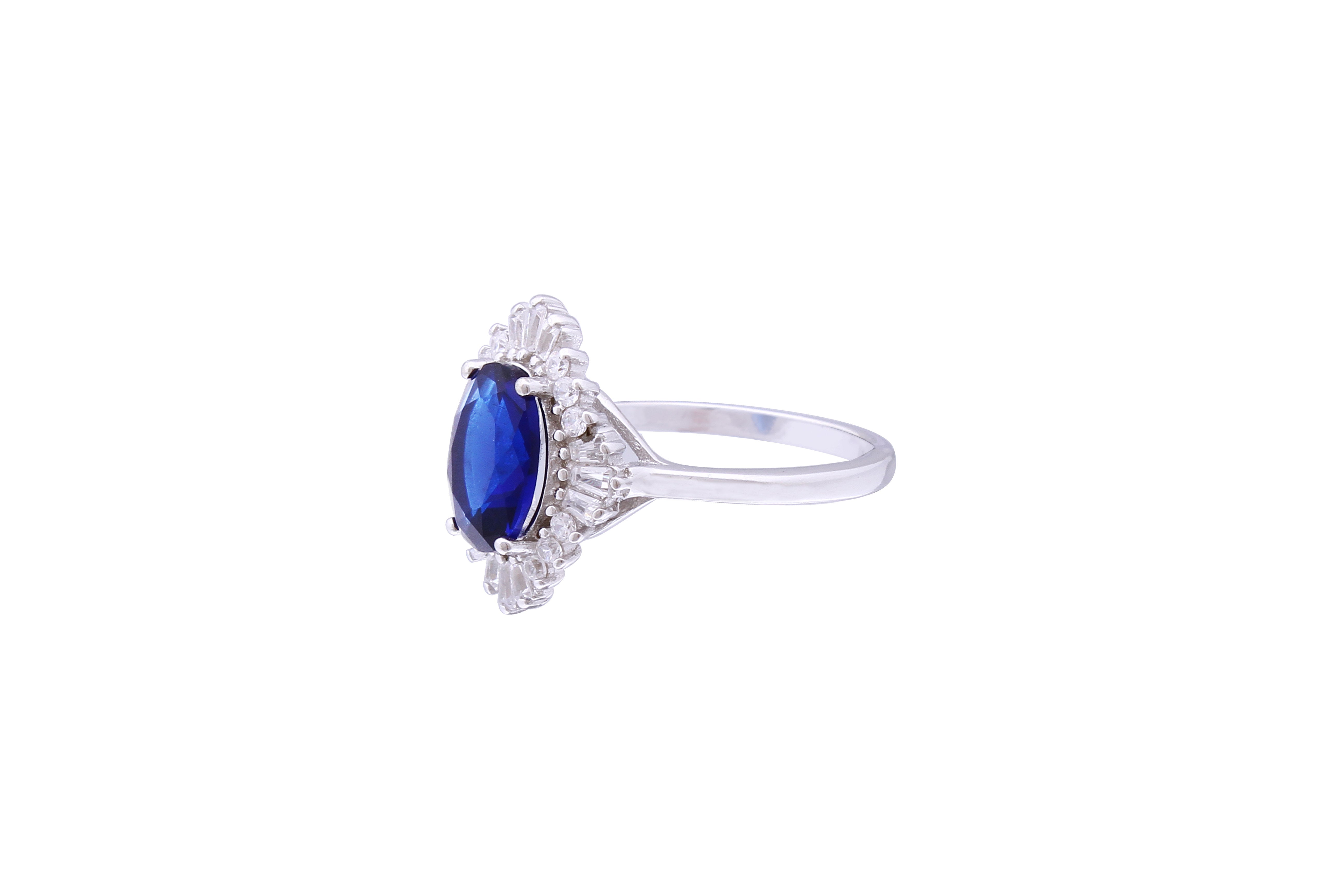 Asfour Crystal Blue Oval Ring Inlaid With Zircon Stones In 925 Sterlin ...