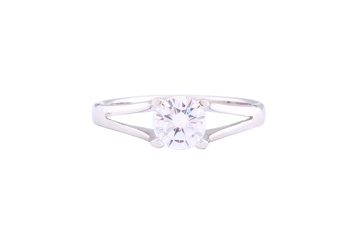 Asfour Crystal Split Shank Ring Inlaid With Round Zircon Stone In 925 Sterling Silver RM0047-8